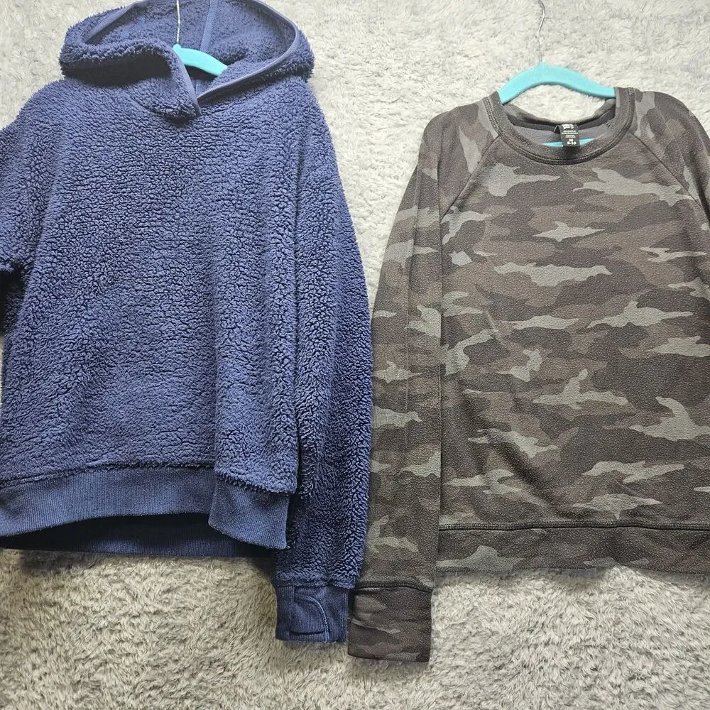 Athleta Girl Sweaters Black Camo Blue Hoodie Size 8-10 Medium Casual Athletic